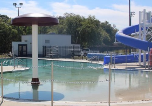 Swimming Pools and Gyms in Orange County, Florida: Get Ready to Dive In!